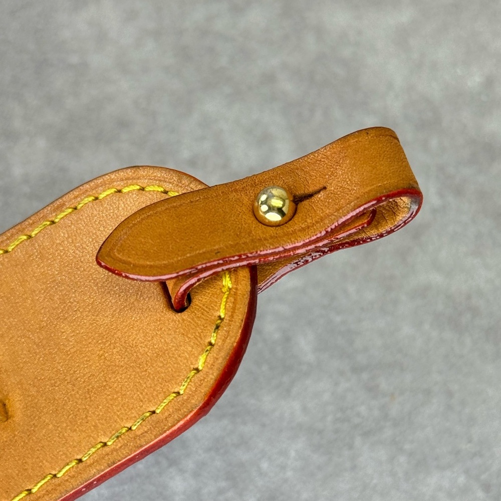 Louis Vuitton Tan Leather Luggage Tag with Gold LV Logo - Picture 4 of 5
